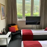 Sitla & Hotel *